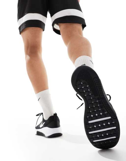 Nike Training MC Trainer 3 sneakers in black and white | ASOS
