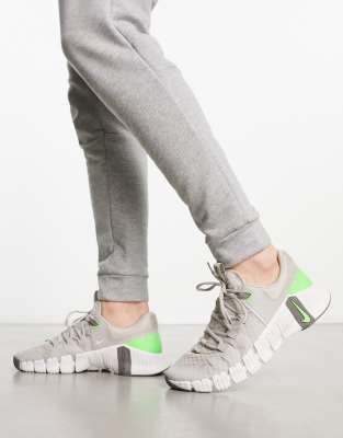 Nike Training Metcon 5 trainer in grey ASOS