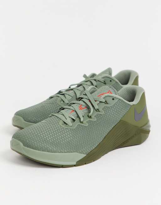 Nike Training Metcon 5 trainer in khaki