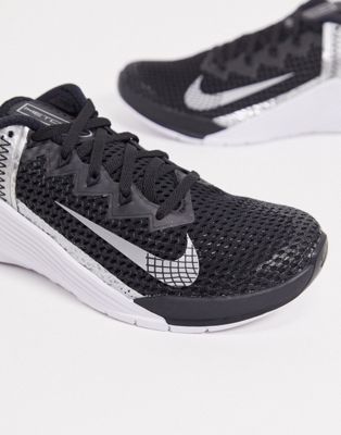 Nike Training Metcon 6 trainers in 