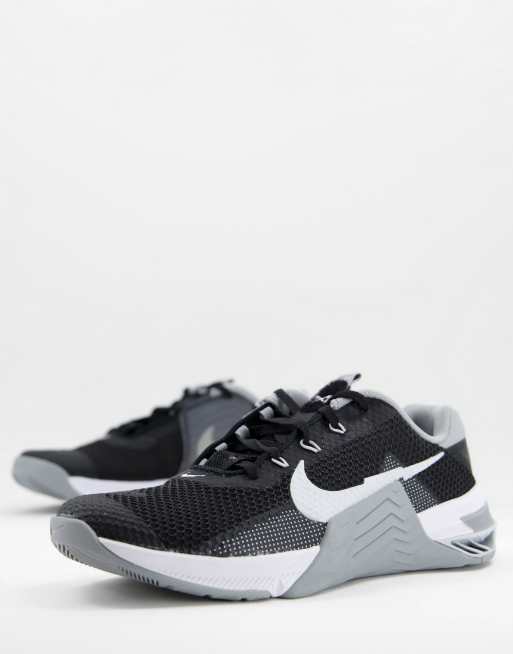 Nike Training Metcon 7 sneakers in triple black | ASOS