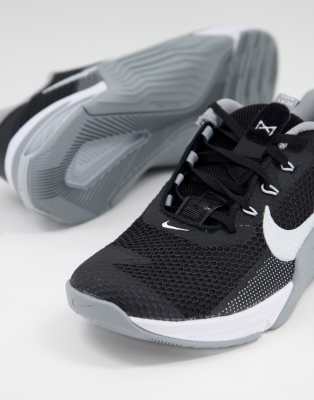 mens nike metcon trainers