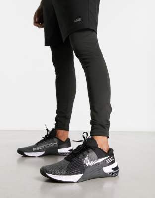 Nike Men's Metcon 8 Flyease Easy On/off Workout Shoes In Black