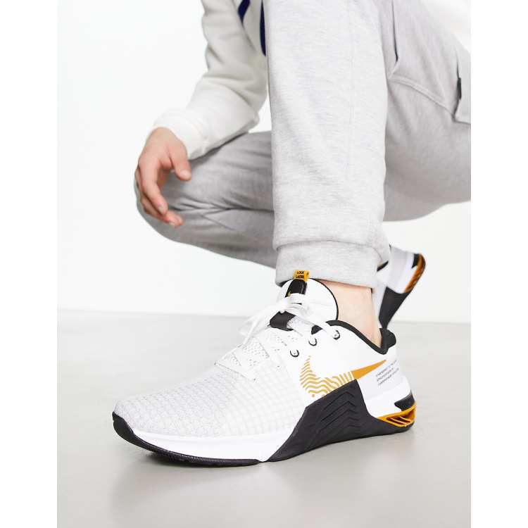 Nike Training Metcon 8 sneakers in white