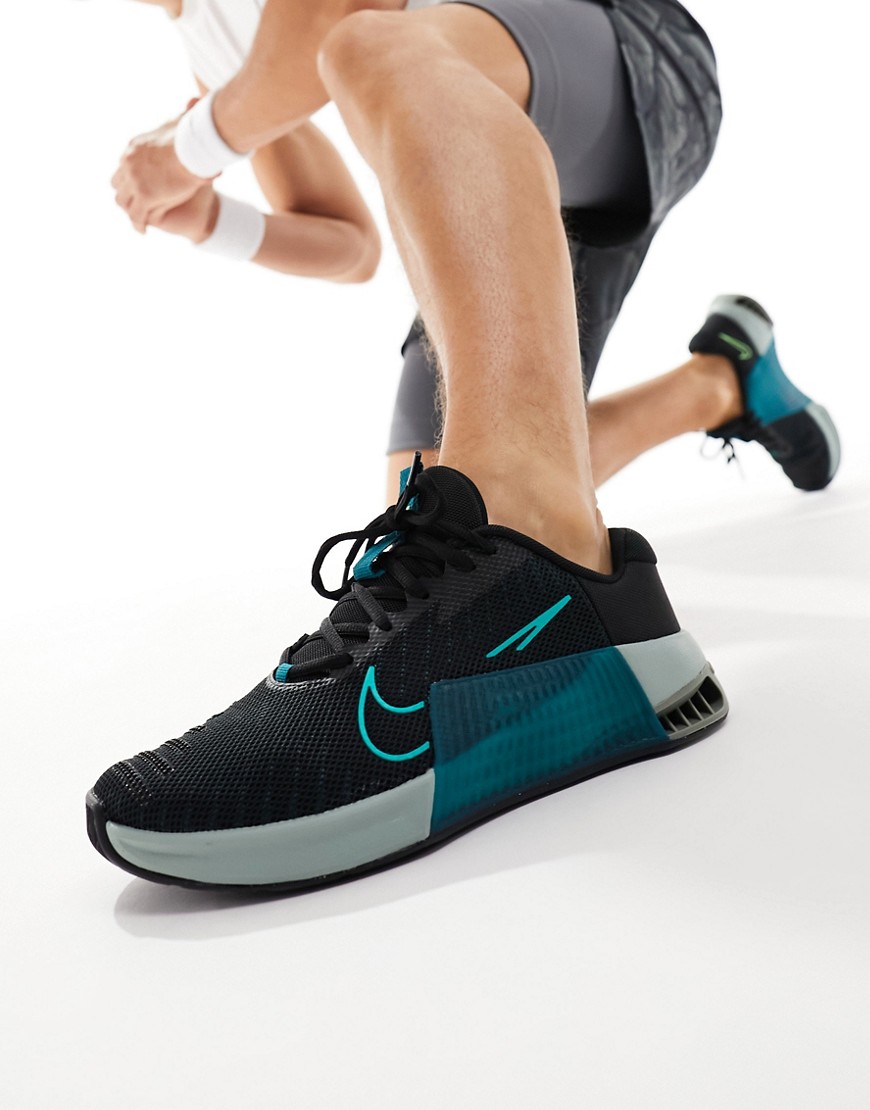 Nike Training Metcon 9 trainer in black and teal