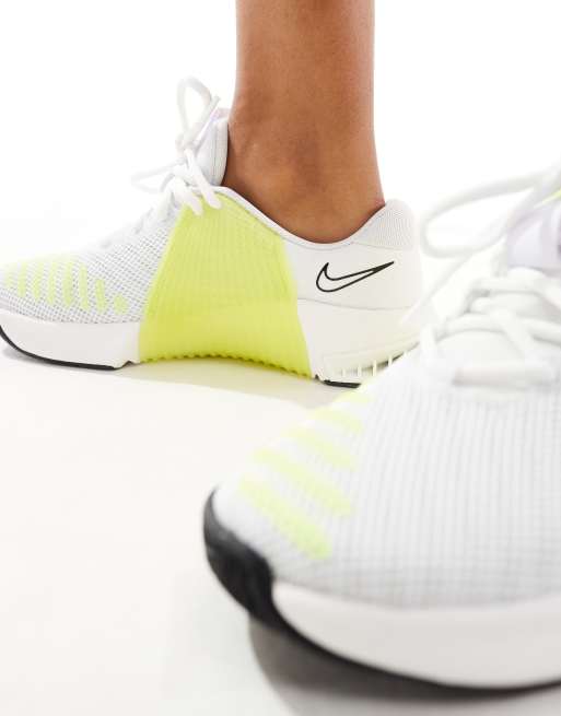 Nike Training Metcon 9 trainers in white and green ASOS