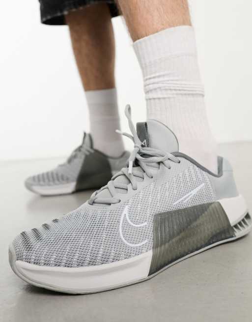 Nike Training Metcon 9 trainers in white and grey