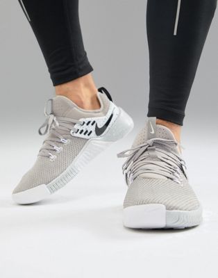 Nike Training - Metcon Free - Sneakers grigie AH8141-004 | ASOS