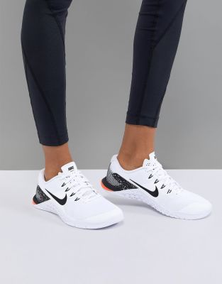 nike metcon trainer
