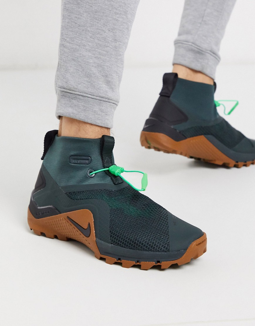 Nike Training - Metcon X - Sneakers in groen