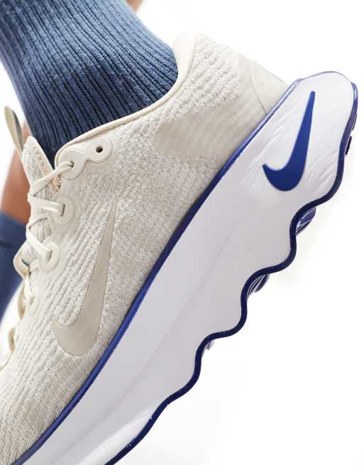 Nike Training – Motiva – Kremowo-niebieskie buty sportowe, 4 z 5