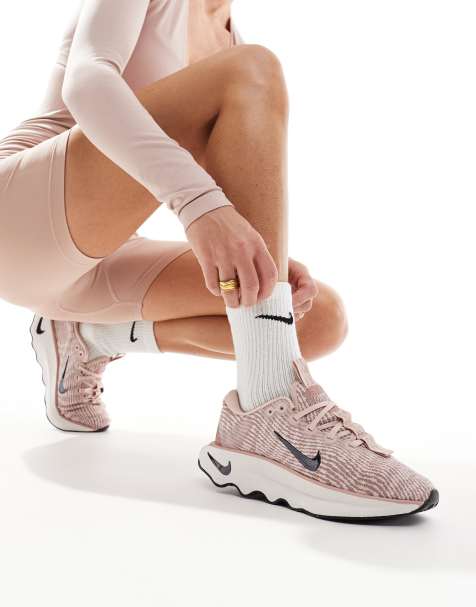 Nike Training - Motiva Premium - Lyserøde sneakers - view 1