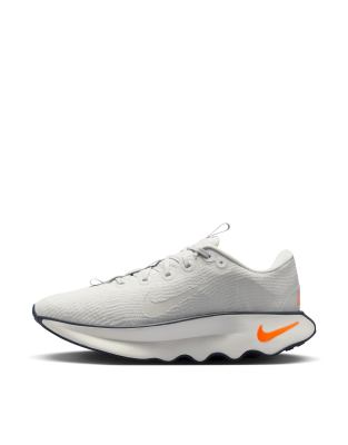 Nike Training Nike Training Motiva trainers in white and orange