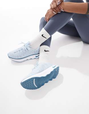 Nike Training - Motiva - Unisex-Sneaker in Hellblau