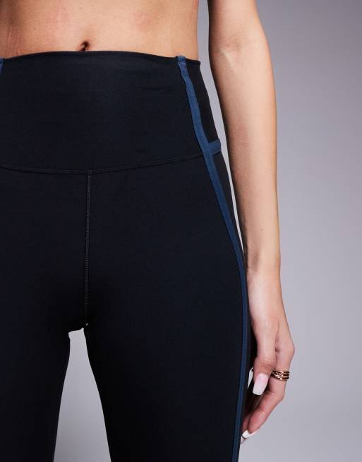 Nike Training One contrast stitch 7/8 leggings in black, 5 of 5