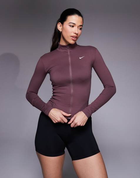 Nike Training – One Dri-FIT – Brązowy dopasowany top z długimi rękawami zapinany na zamek - view 1