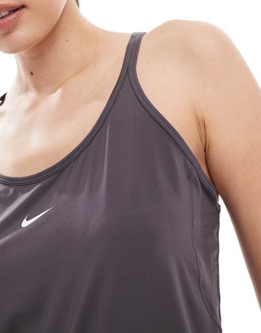 Nike Training - One Dri-FIT - Canotta con spalline sottili color grigio scuro, 4 di 4