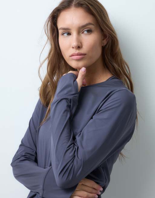 Nike Training One Dri-FIT classic long sleeve top in grey, 4 of 5