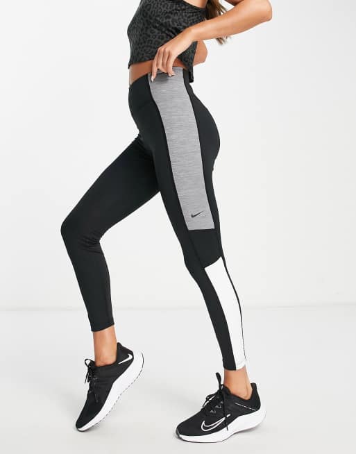 Leggings Nike Dri-Fit One bianchi e neri