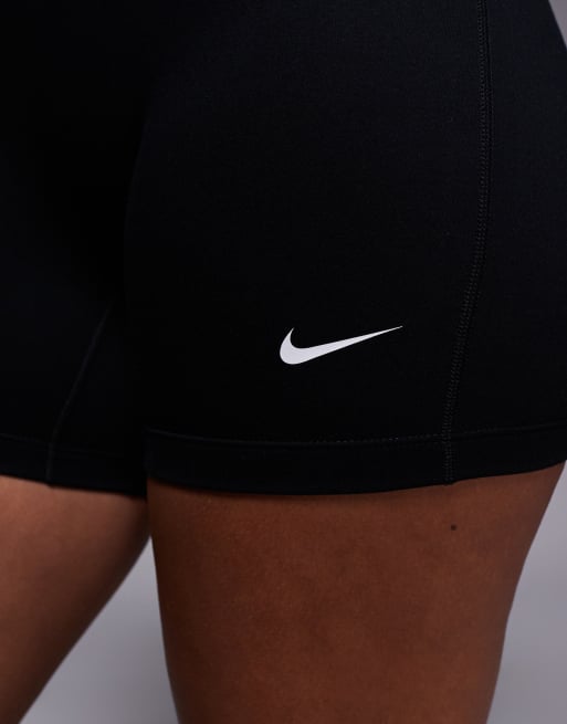Nike Training One Dri-FIT high-rise 5inch seamless short in black, 5 of 5