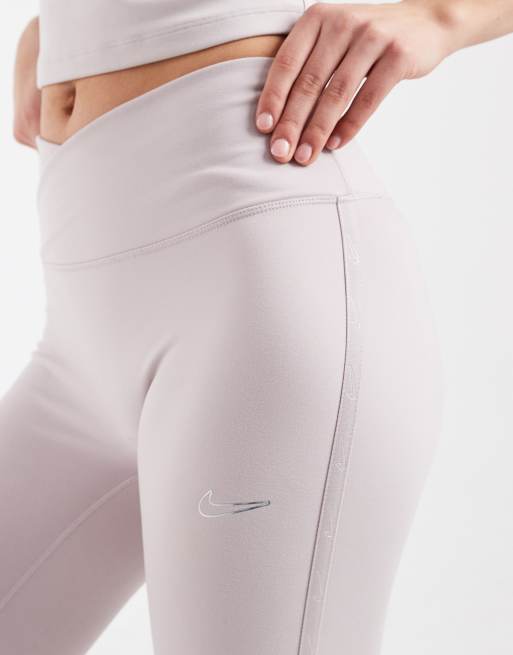 Nike Training – One Dri-FIT – Jasnoróżowe legginsy z kopertową talią, 3 z 5
