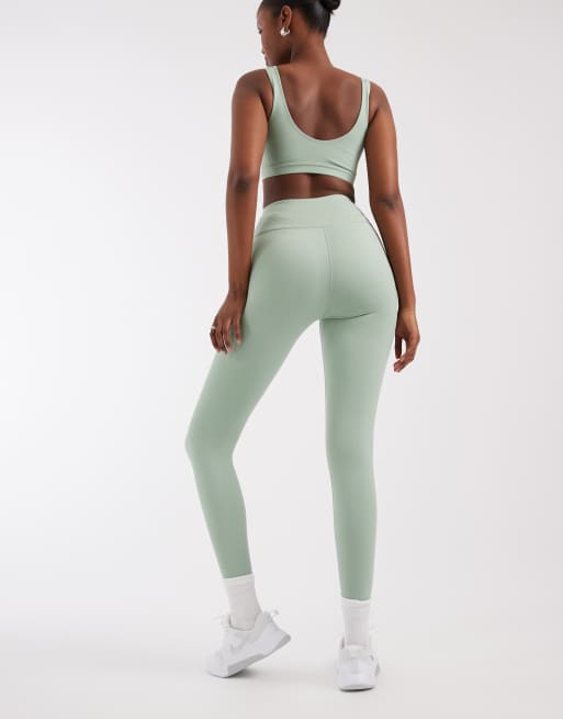 Nike Training - One Dri-FIT - Leggings alla caviglia verde avvolgenti in vita, 5 di 5