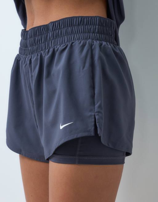 Nike Training One Dri-FIT short 2-en-1 mi-haute 3 inch gris, 3 de 5