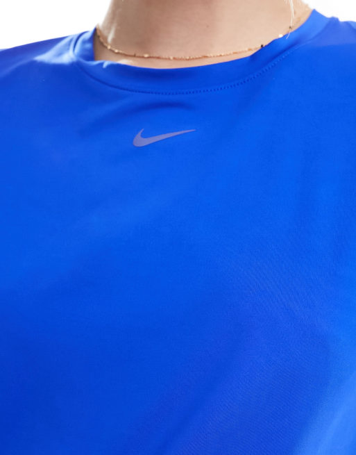 Hyper blue hot sale nike shirt