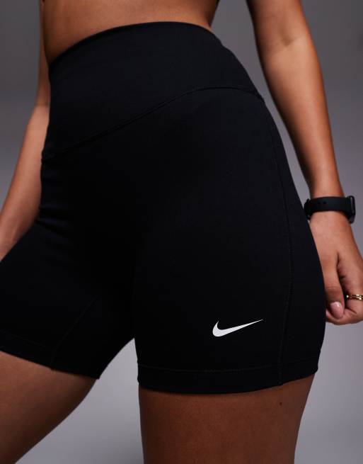 Nike Training – One – Dri-FIT – Svarta shorts med sömlös design och hög midja, 5 , tum, 3 av 5