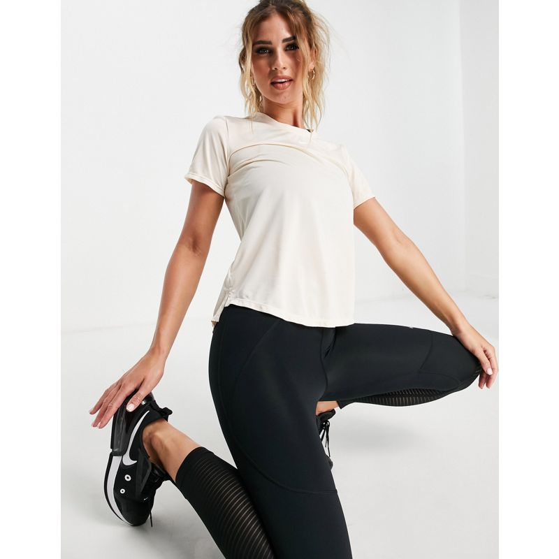 Activewear V7hN6 Nike Training - One Dri-Fit - T-shirt gialla
