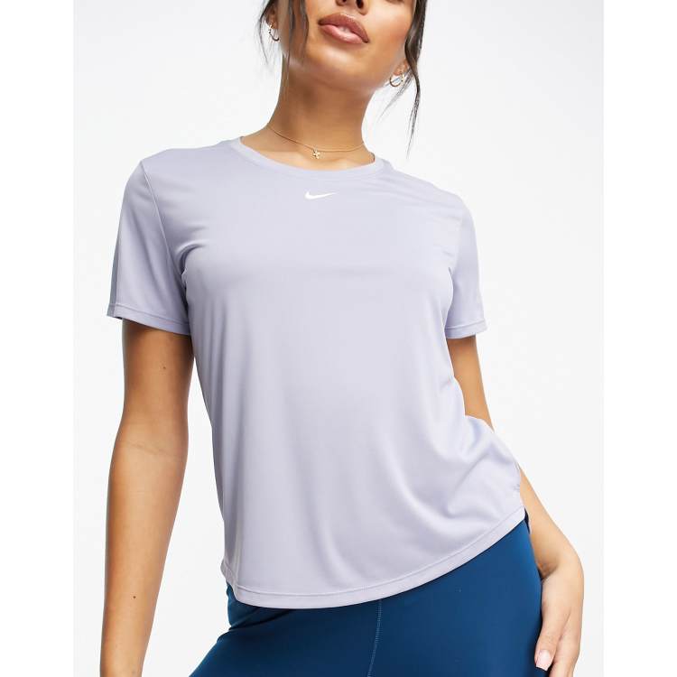 Grey nike 2025 t shirt women's