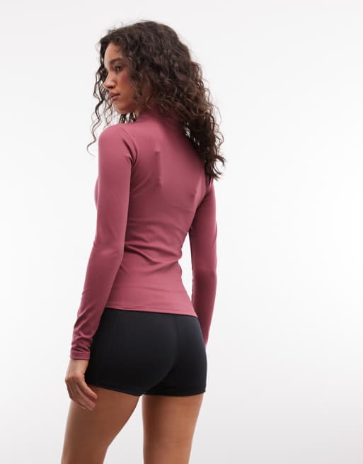 Nike Training One Dri-FIT tætsiddende langærmet top med lynlås i fuld længde i pink, 4 af 4