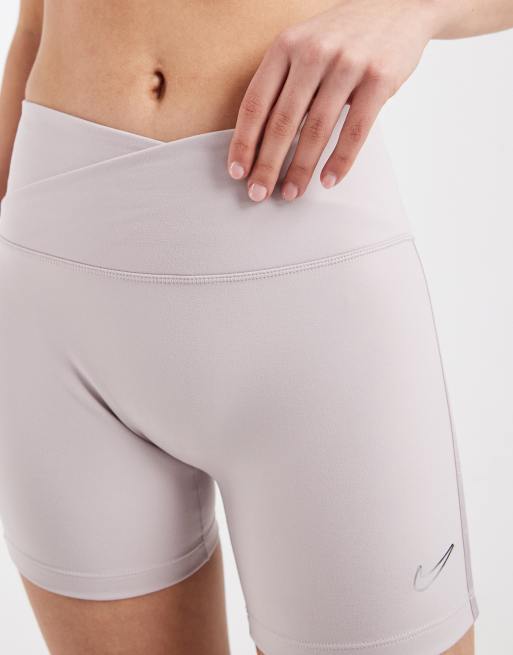 Nike Training One Dri-FIT wrap waist 5 inch shorts in light pink, 2 of 5