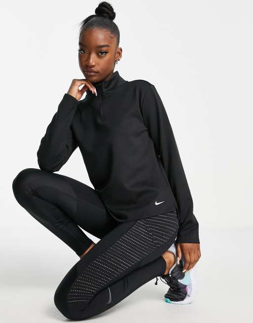 twijfel evenwichtig Piepen Nike Training One Therma-FIT standard long-sleeve half zip top in black |  ASOS