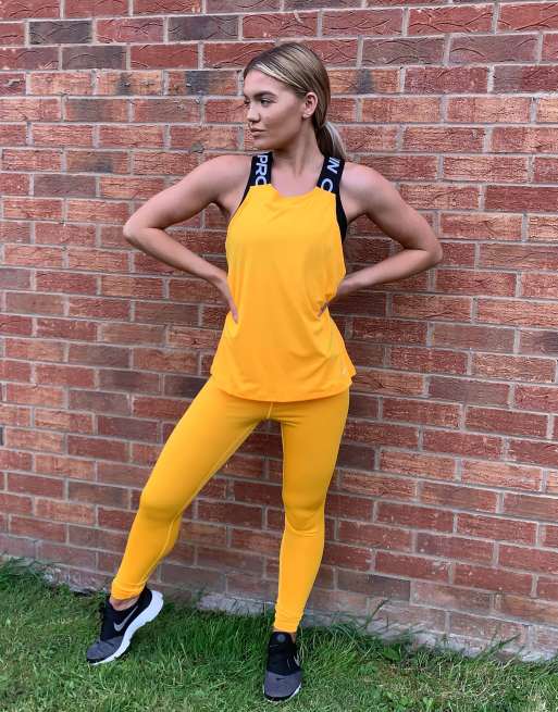 Legging 2025 nike jaune