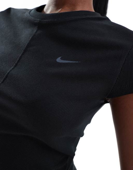 Nike Training One wrapped ribbed t-shirt in black, 3 of 4