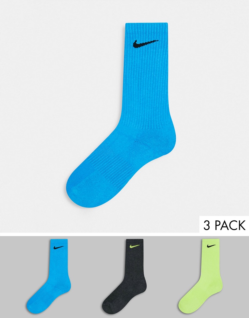 Nike Training - Pakke med 3 par sokker i sort og gul og blå-Multifarvet