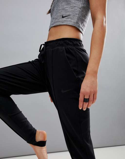 Nike store stirrup leggings