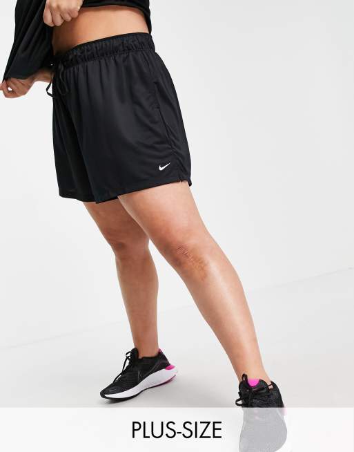Nike Training Plus - Dry Attack - Sneldrogende short in zwart