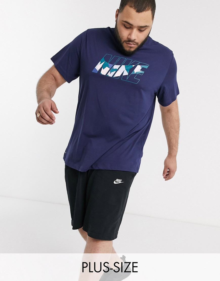 Nike Training Plus - T-shirt blu navy con stampa mimetica