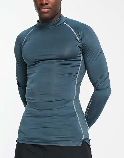 Nike Training Pro base layer t-shirt in green