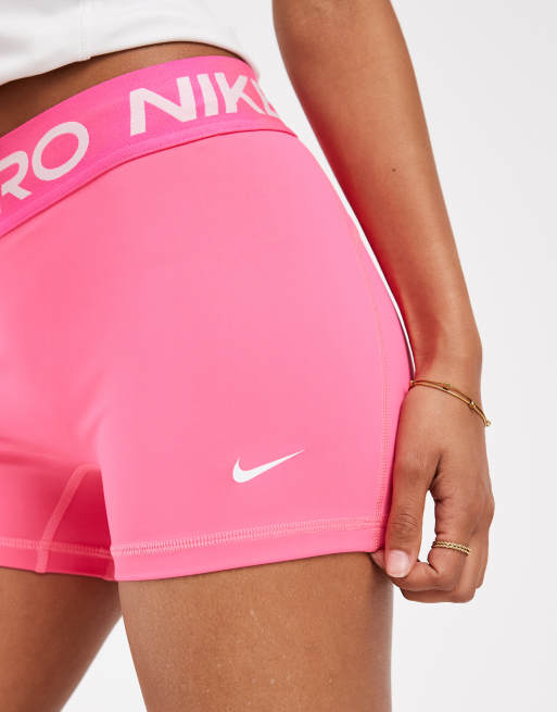 Nike Training Pro Dri-FIT 365 mellemhøj talje 3 inch shorts i pink, 4 af 5