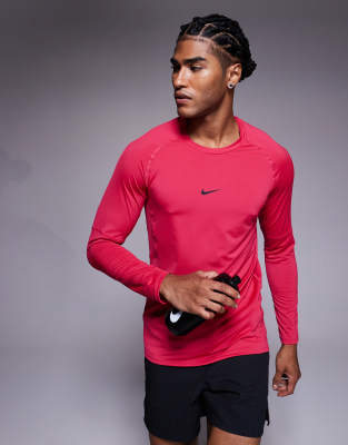 Nike Training Pro DRI-Fit muscle fit pink 6790₽