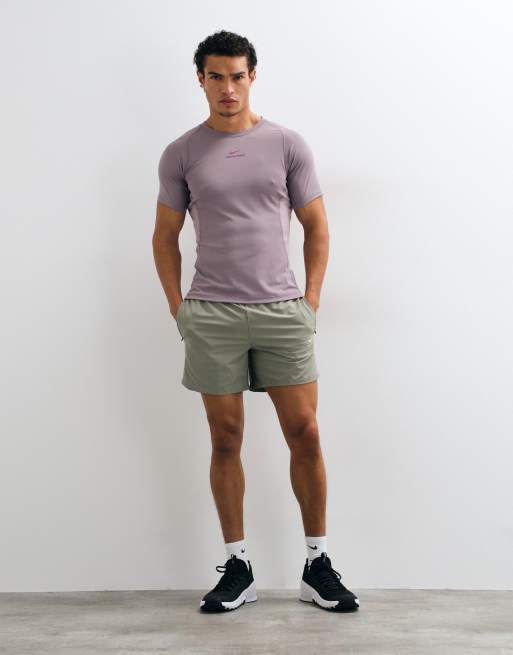 Nike Training Pro Dri-FIT muscle fit t-shirt in purple, 2 of 5
