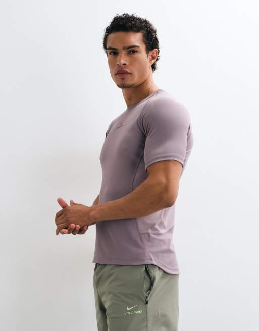 Nike Training Pro Dri-FIT muscle fit t-shirt in purple, 3 of 5