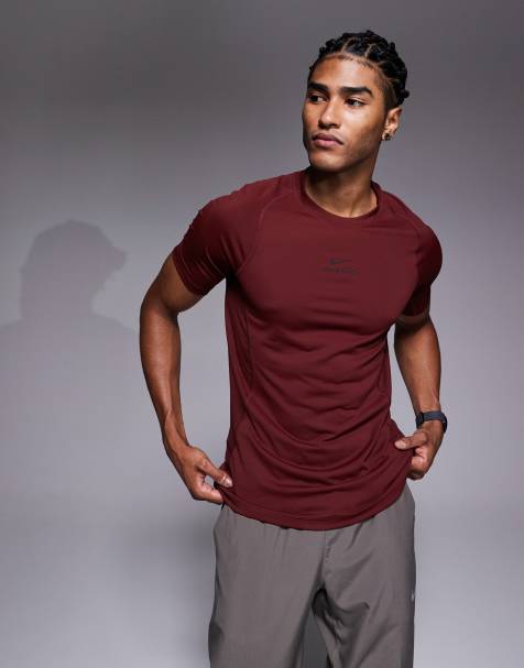 Nike Training Pro Dri-FIT muscle fit t-shirt in red