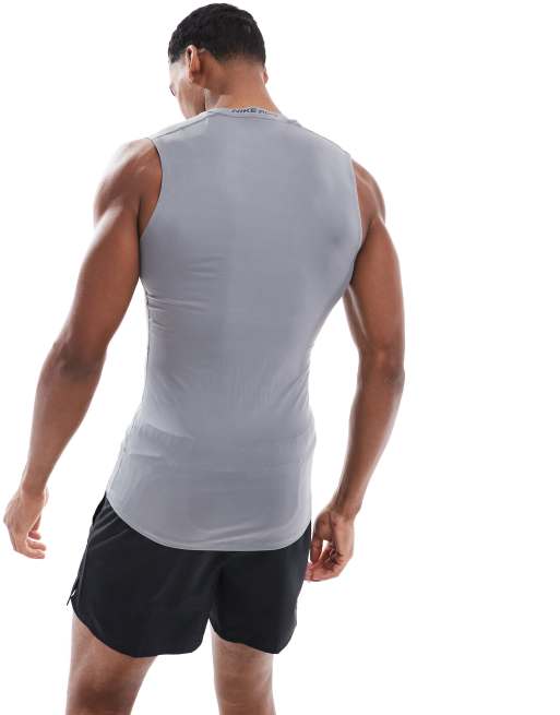 Nike Training Pro Dri-FIT muscle fit vest in grey, 2 of 4