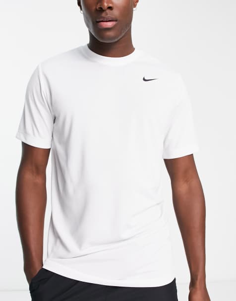 White and grey shop nike t shirt