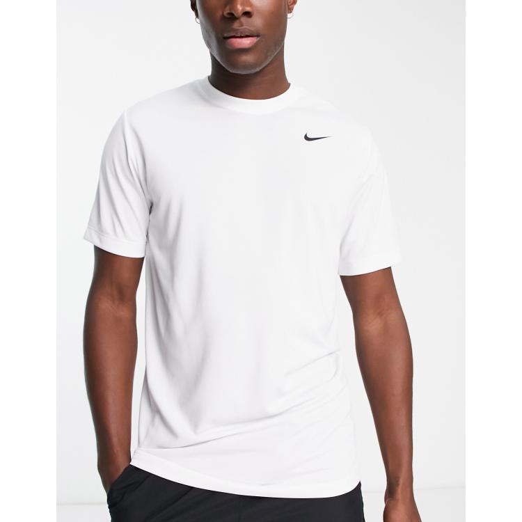 Nike white t on sale shirt mens