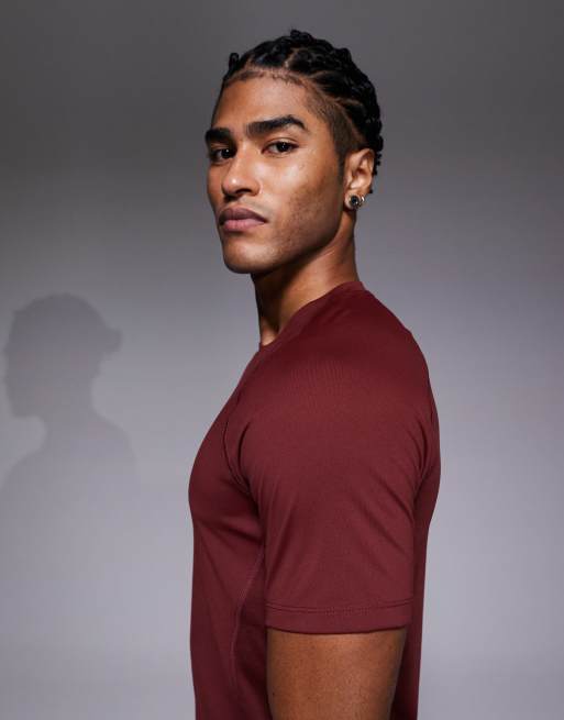 Nike Training – Pro – Dri-FIT – Röd t-shirt i muscle fit, 4 av 5